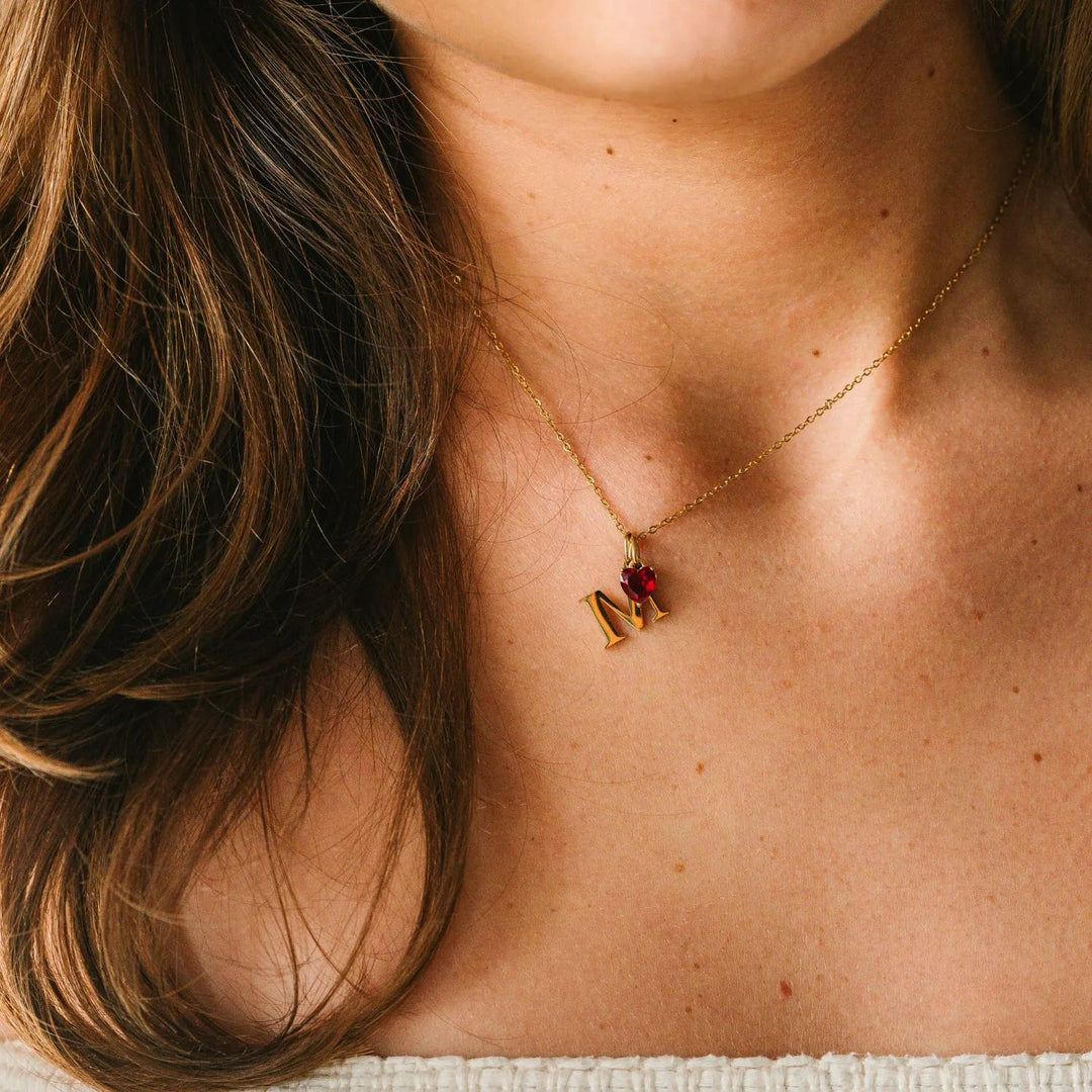 ABBY | INITIAL NECKLACE WITH BIRTHSTONE