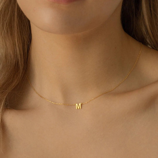 LISA | INITIAL NECKLACE