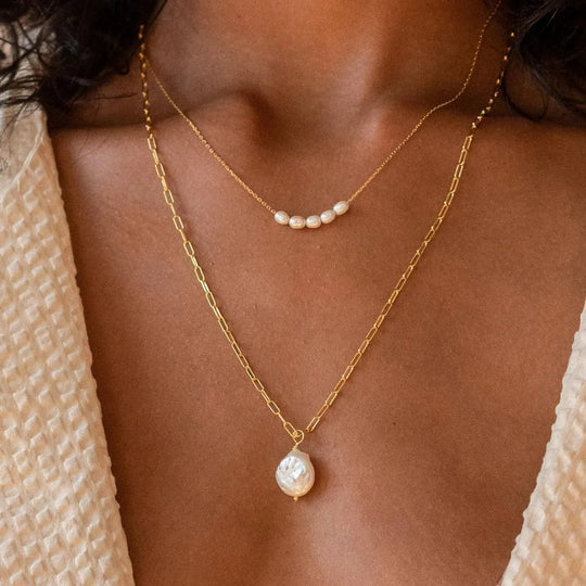 PENELOPE | PEARL NECKLACE
