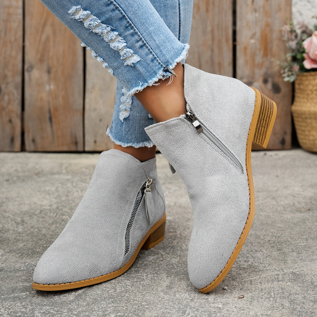 LUCIA | ELEGANT ORTHOPEDIC BOOTS FOR MODERN WOMEN