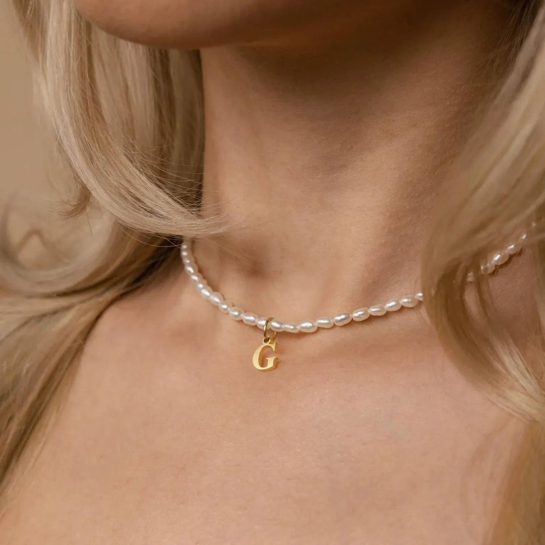 MAGDA | INITIAL NECKLACE