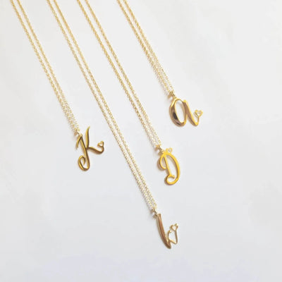 LILY | INITIAL NECKLACE