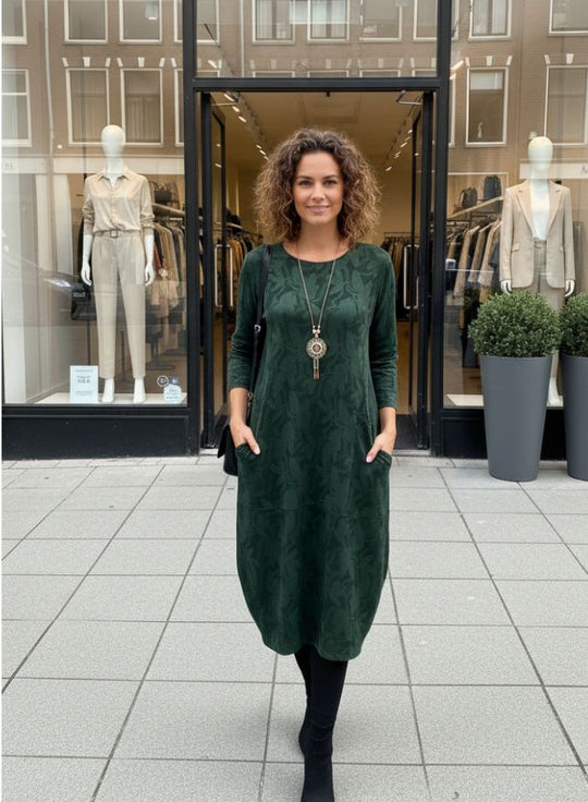 MADDY | WARM WINTER DRESS WITH ELEGANT CUT