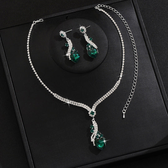The Amour Jewellery Set