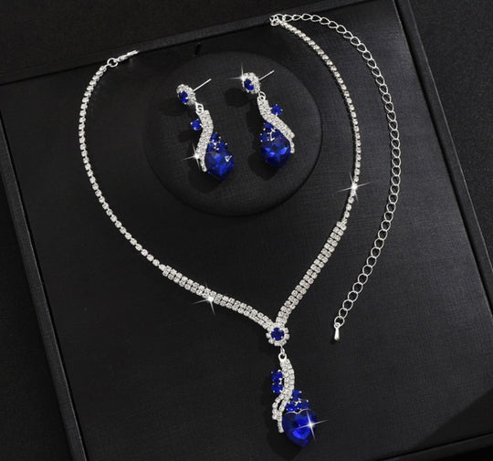 The Amour Jewellery Set