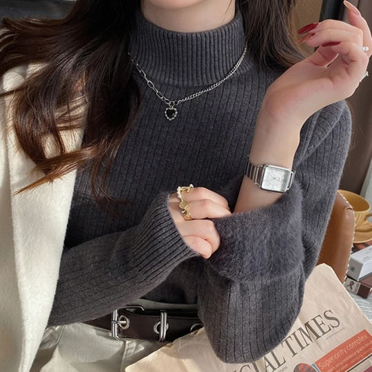 CARA | ELEGANT TURTLENECK WITH THERMAL LINING